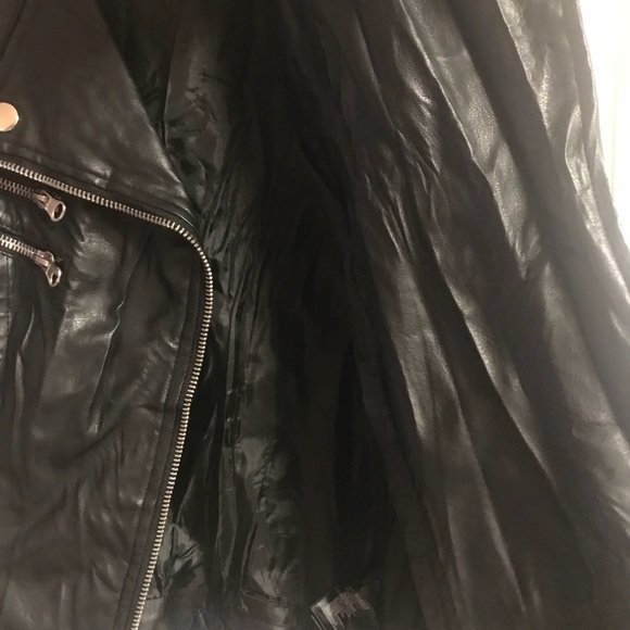 Forever 21 Jackets & Blazers - Women’s Leather (synthetic) Vest. Size Small